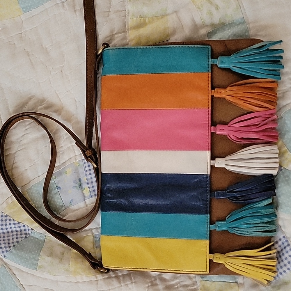 Clever Carriage Company Carnby Street Crossbody Leather Bag